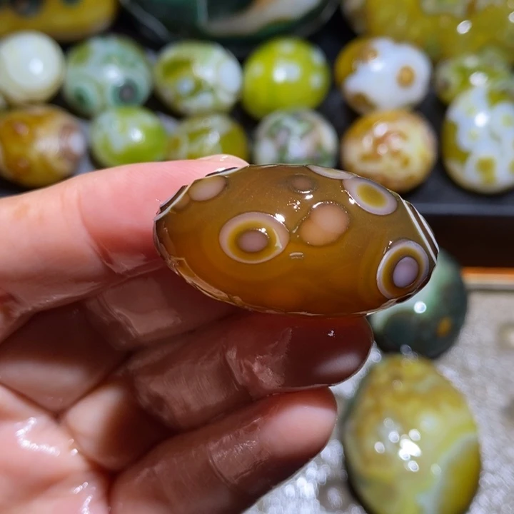 未镶嵌玛瑙/玉髓珠宝半成品150