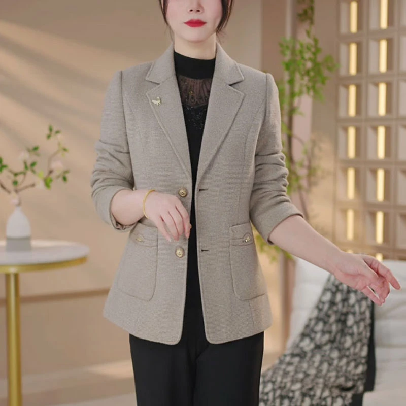 时尚妈妈厚款西装外套女2025年春秋新款单排扣休闲百搭西服上衣