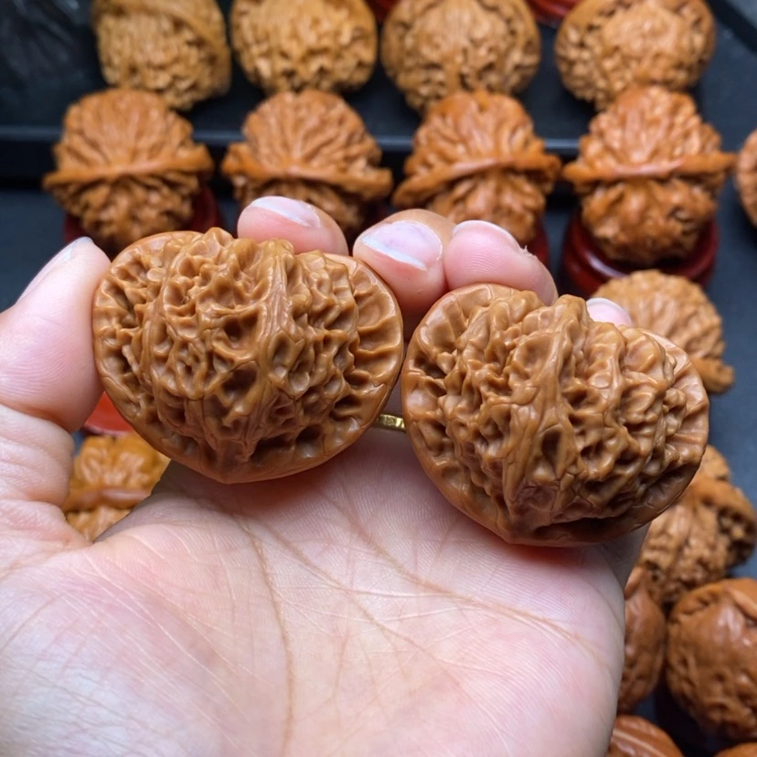 【闪购商品】文玩核桃把件43宫灯