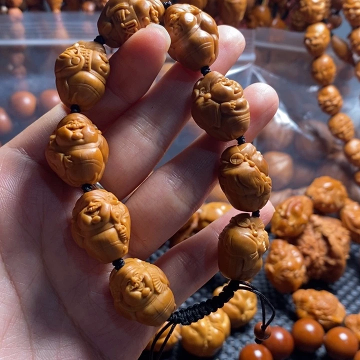 橄榄核吊坠嘟嘟财神