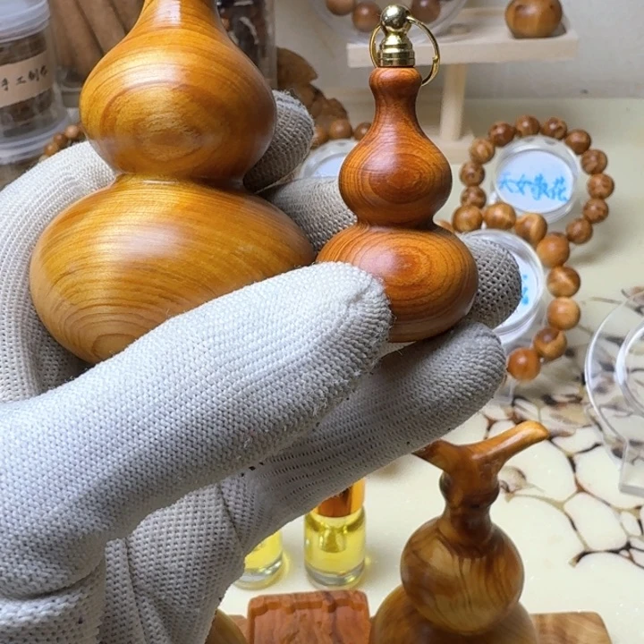 柏木（崖柏）周*太行崖柏葫芦大小