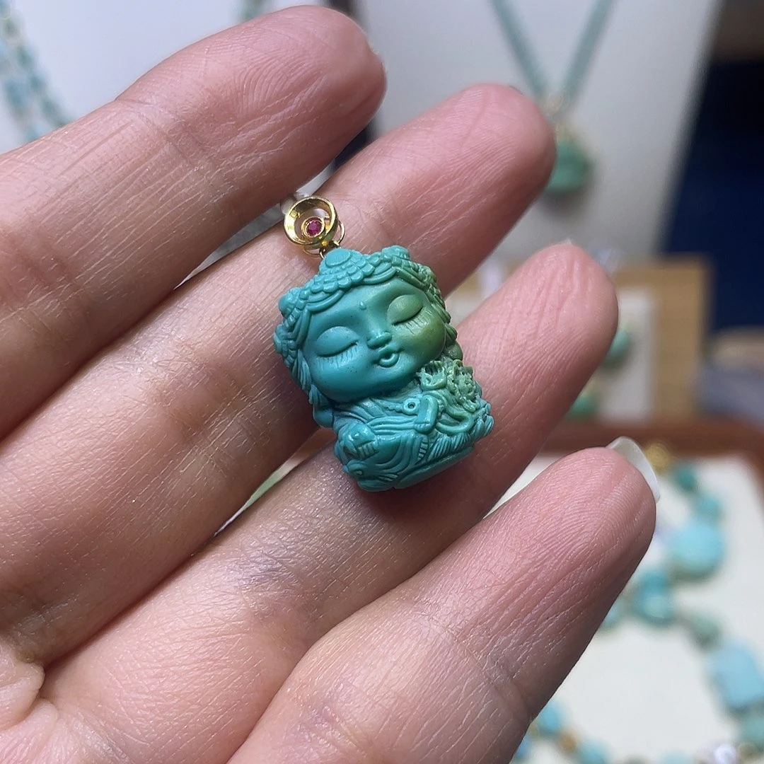 绿松石18K金镶嵌吊坠