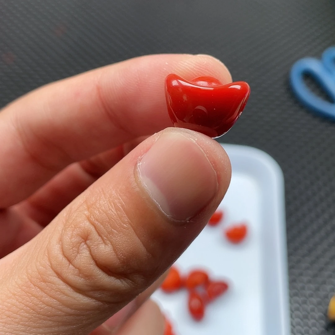 南红玛瑙5号 11*16柿子红元宝一颗未镶嵌