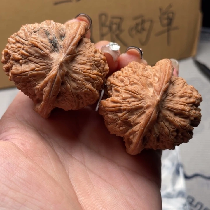 用***7把件文玩核桃血麒麟43