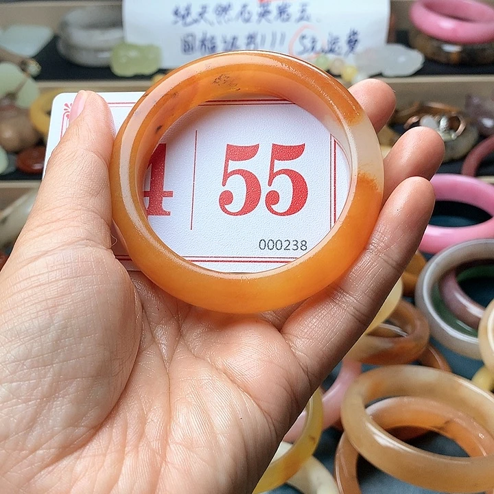 石英质玉（黄龙玉）未镶嵌手镯