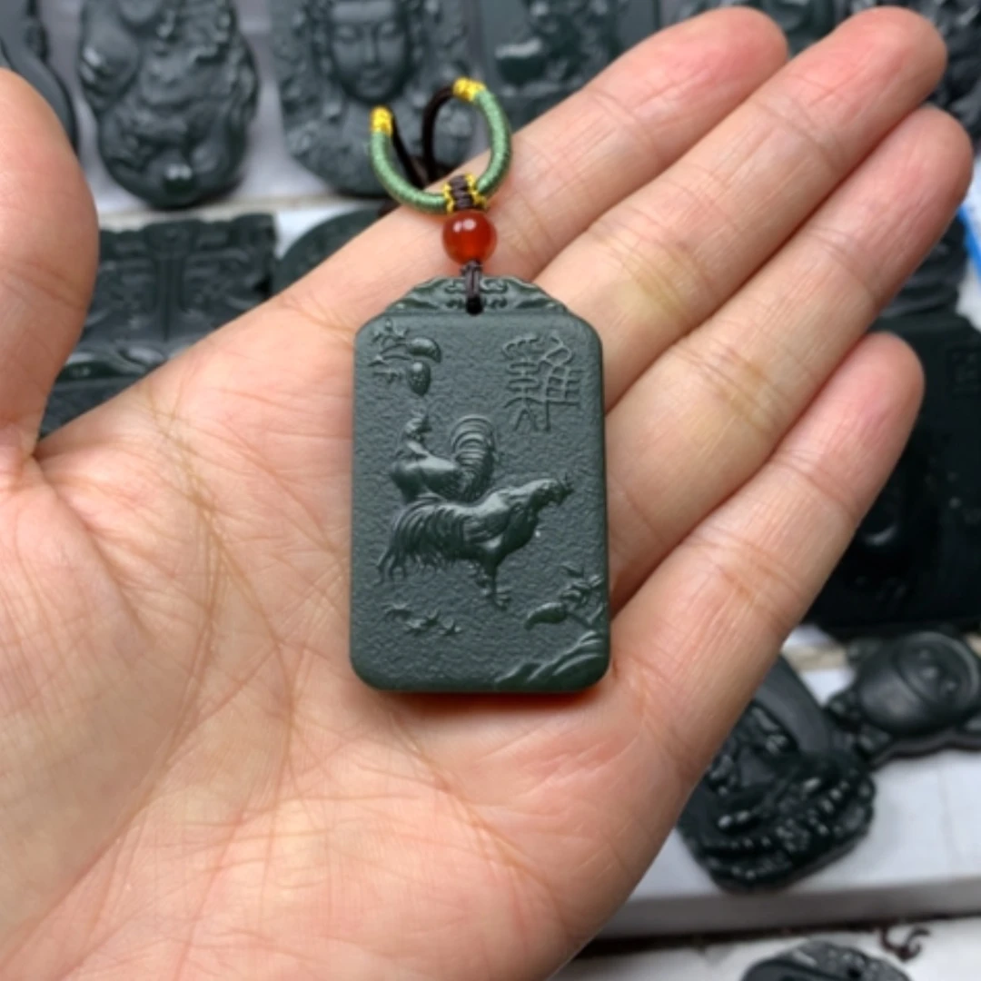 【闪购商品】颈饰未镶嵌和田玉双面雕刻