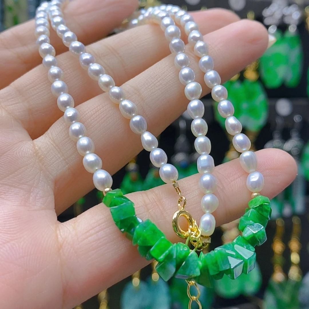 未镶嵌翡翠耳饰翡翠