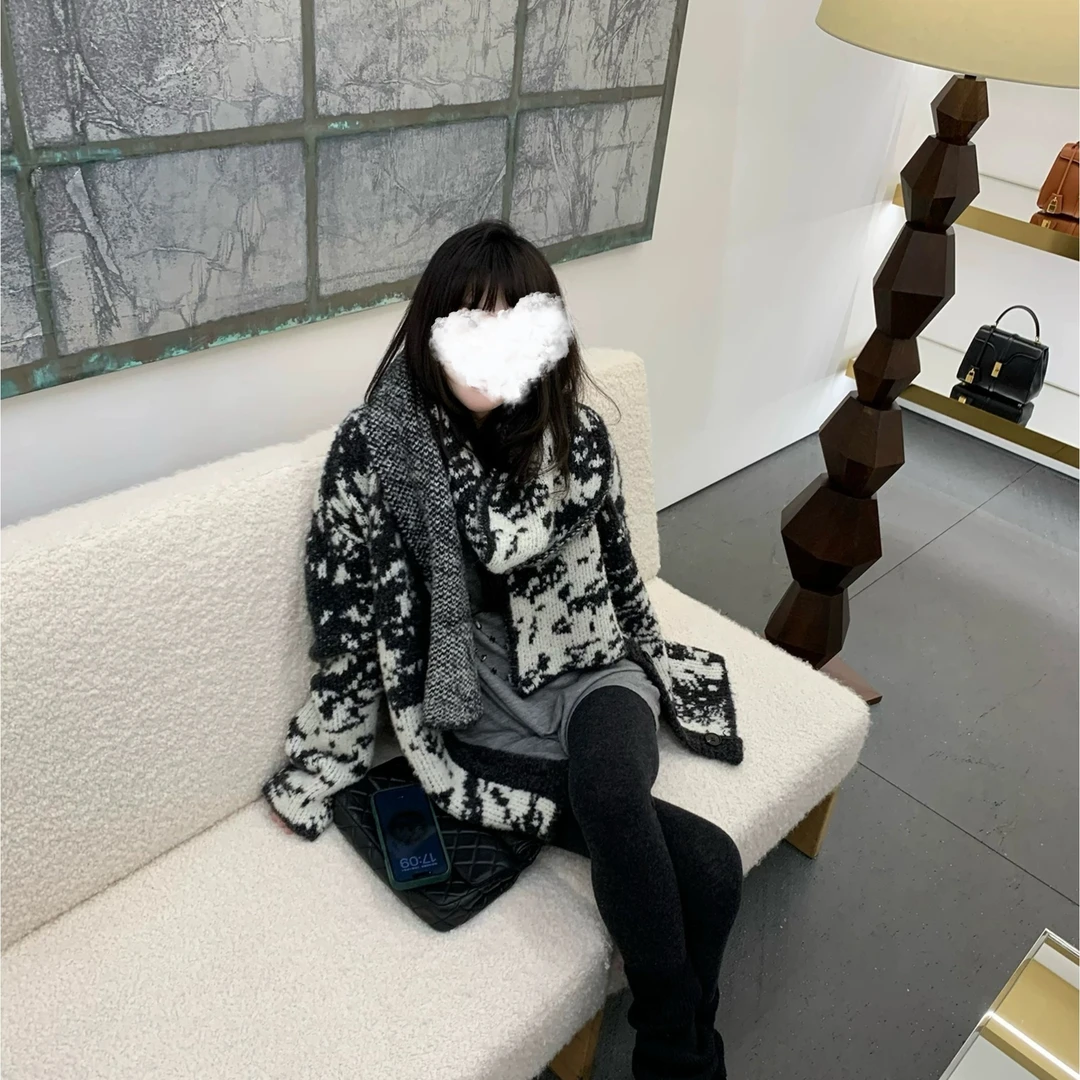 【澳洲美利奴】设计感德国STOLL机羊毛圈圈纱加厚提花宽松开衫女
