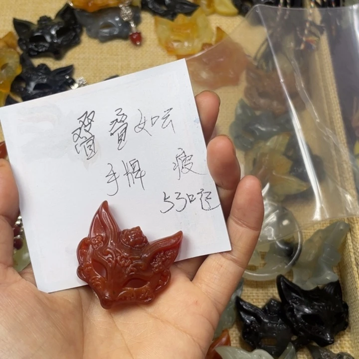叠***云蛇纹石玉合金颈饰
