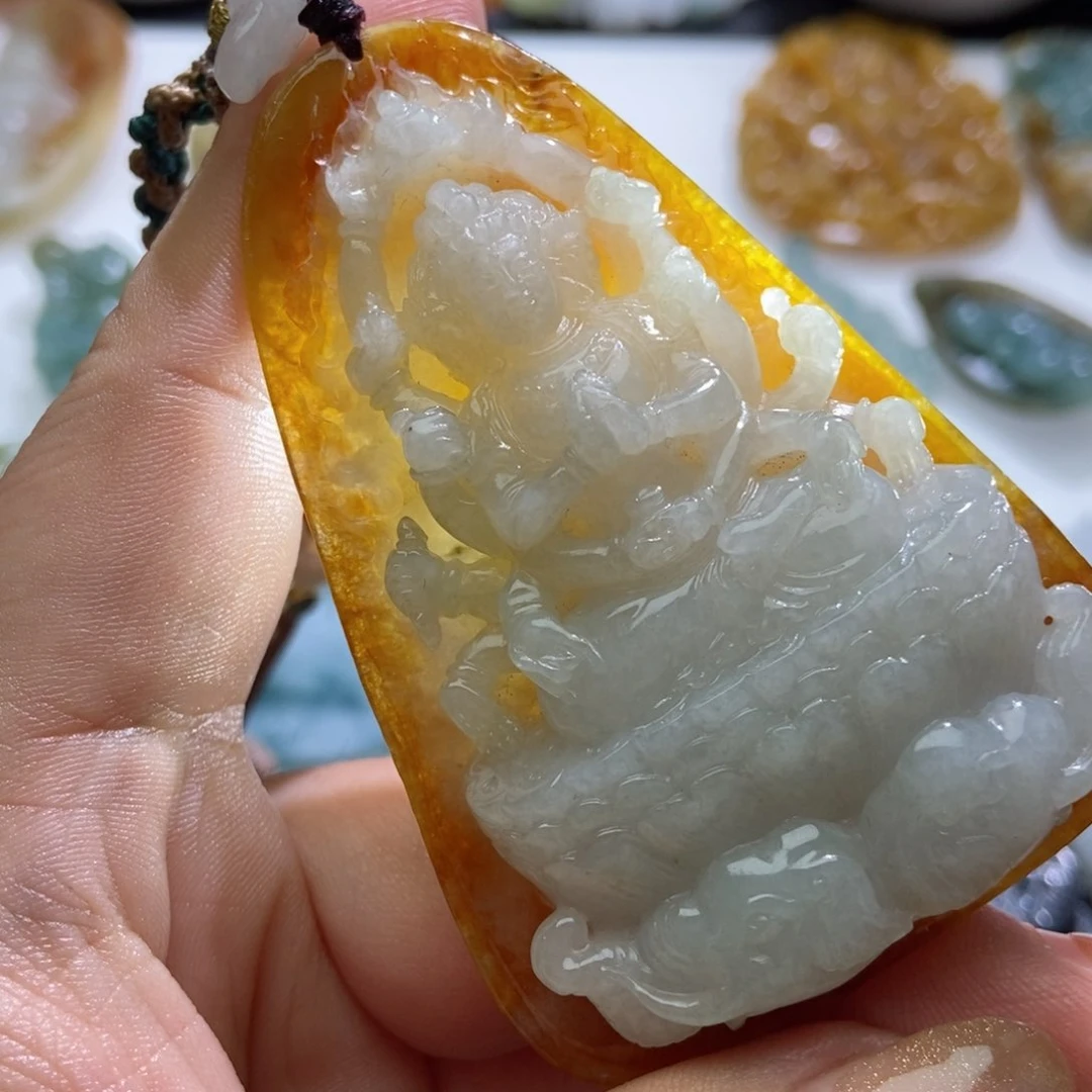 定制翡翠未镶嵌市*导翡翠