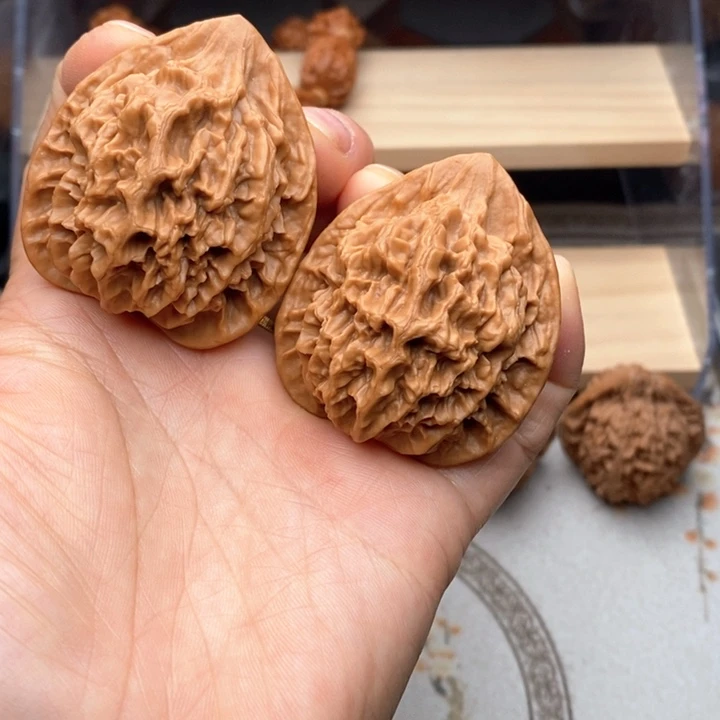 核桃把件龙鳞核桃