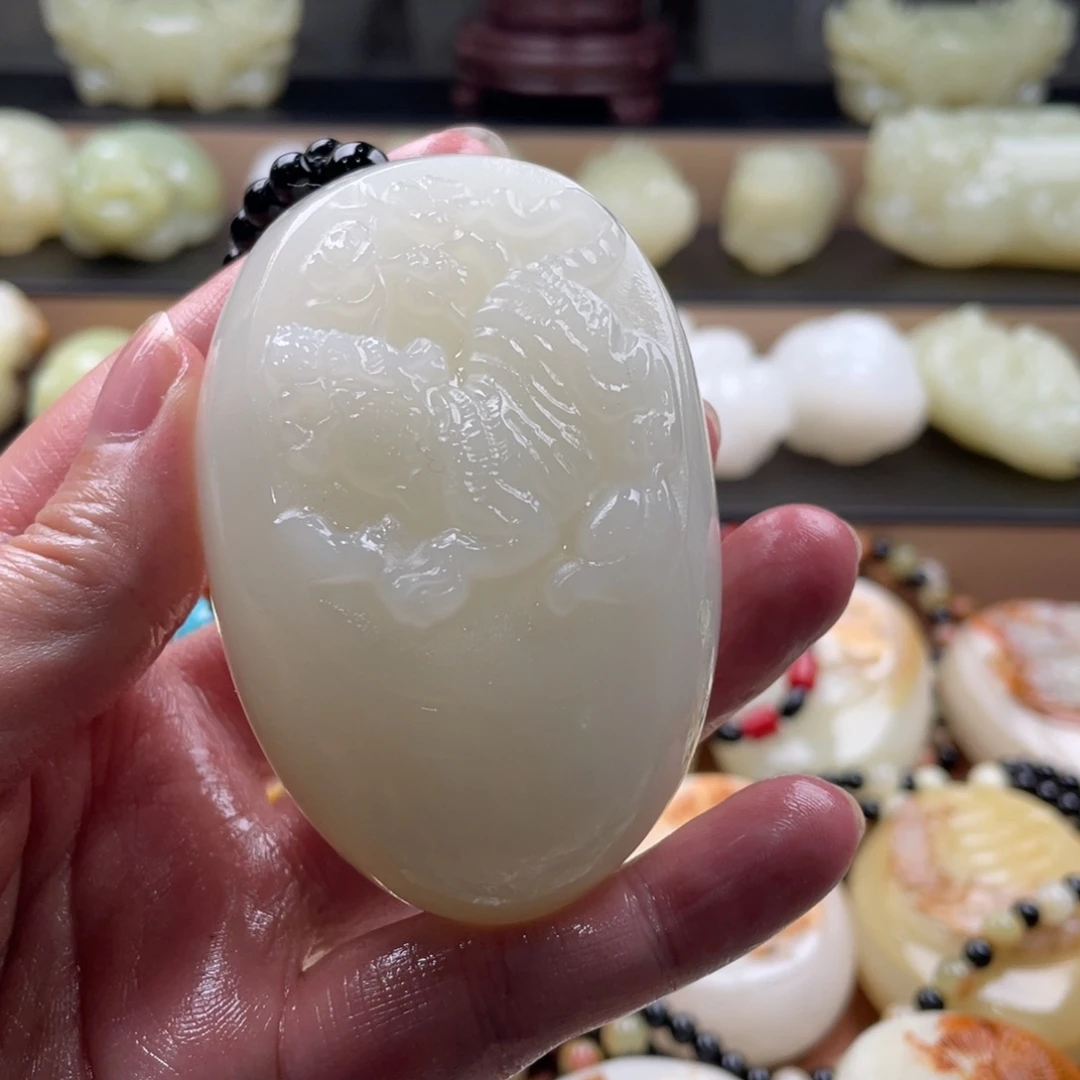 进***店石材天然古青石手把件