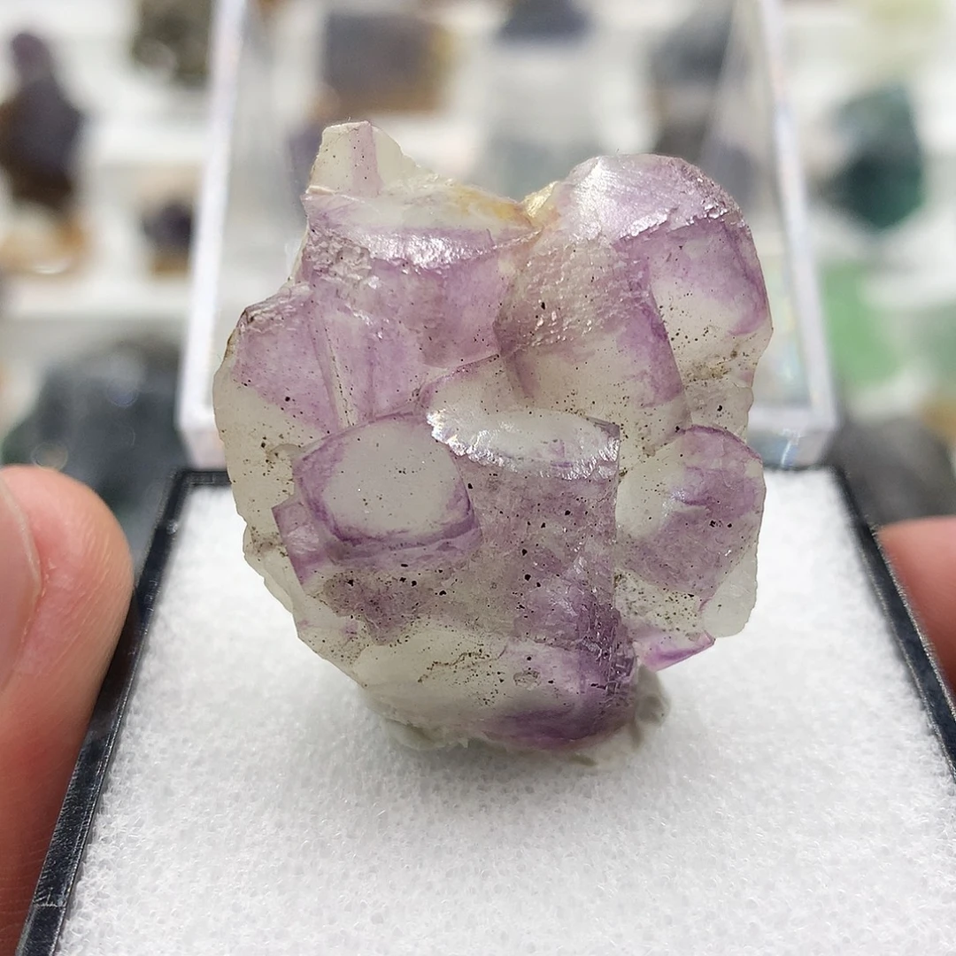 石材瑶岗仙浮生流铁瓷感紫萤石