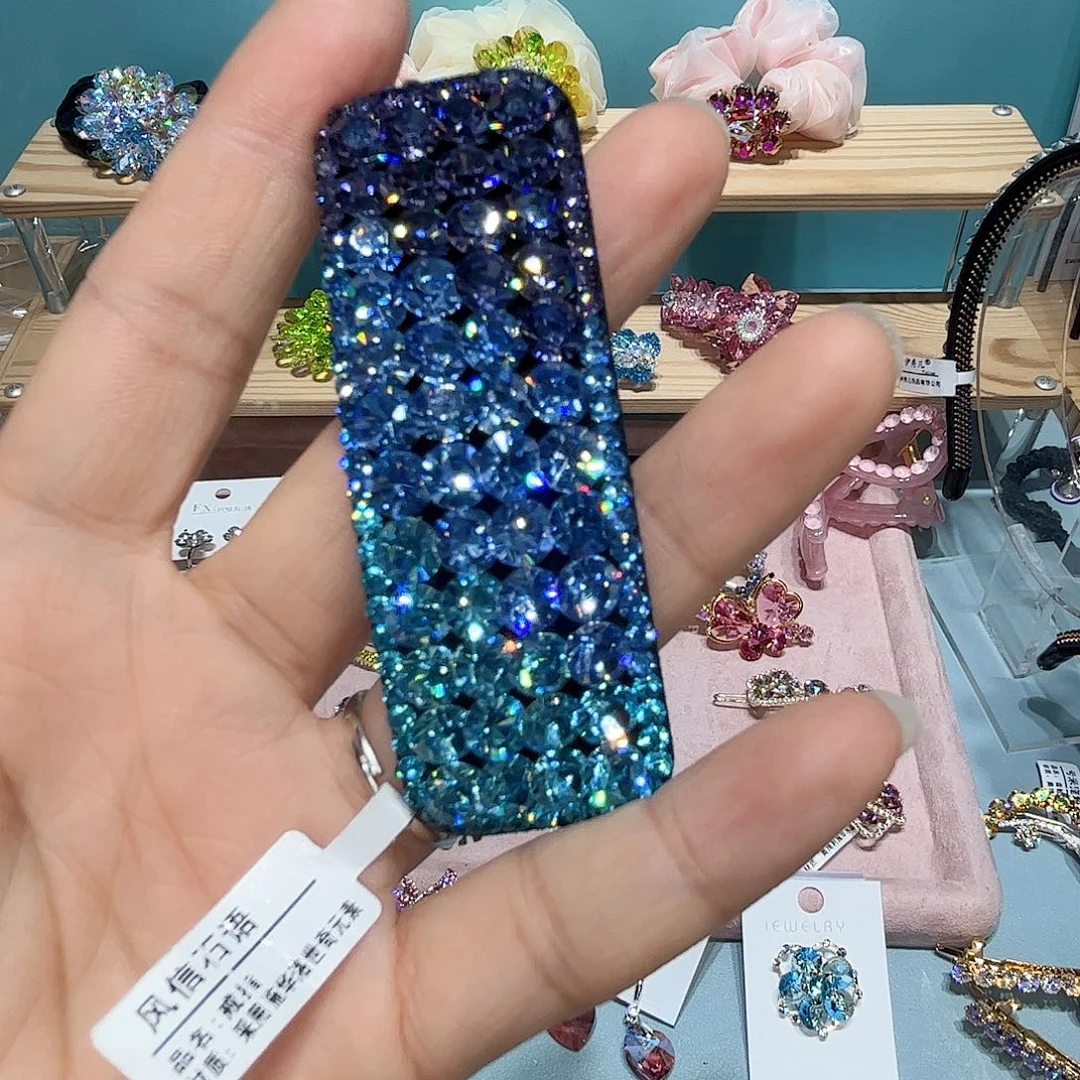 龙***妈皮质铁合金发夹固定