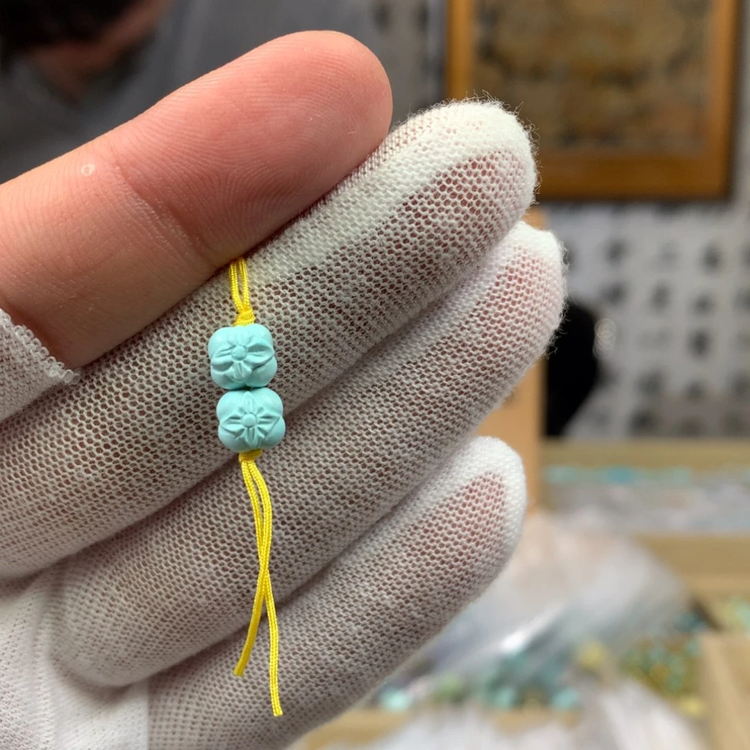 绿松石未镶嵌挂件