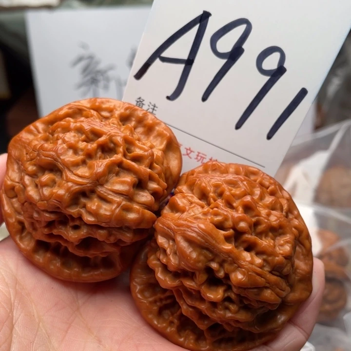 桃核把件文玩核桃官帽49