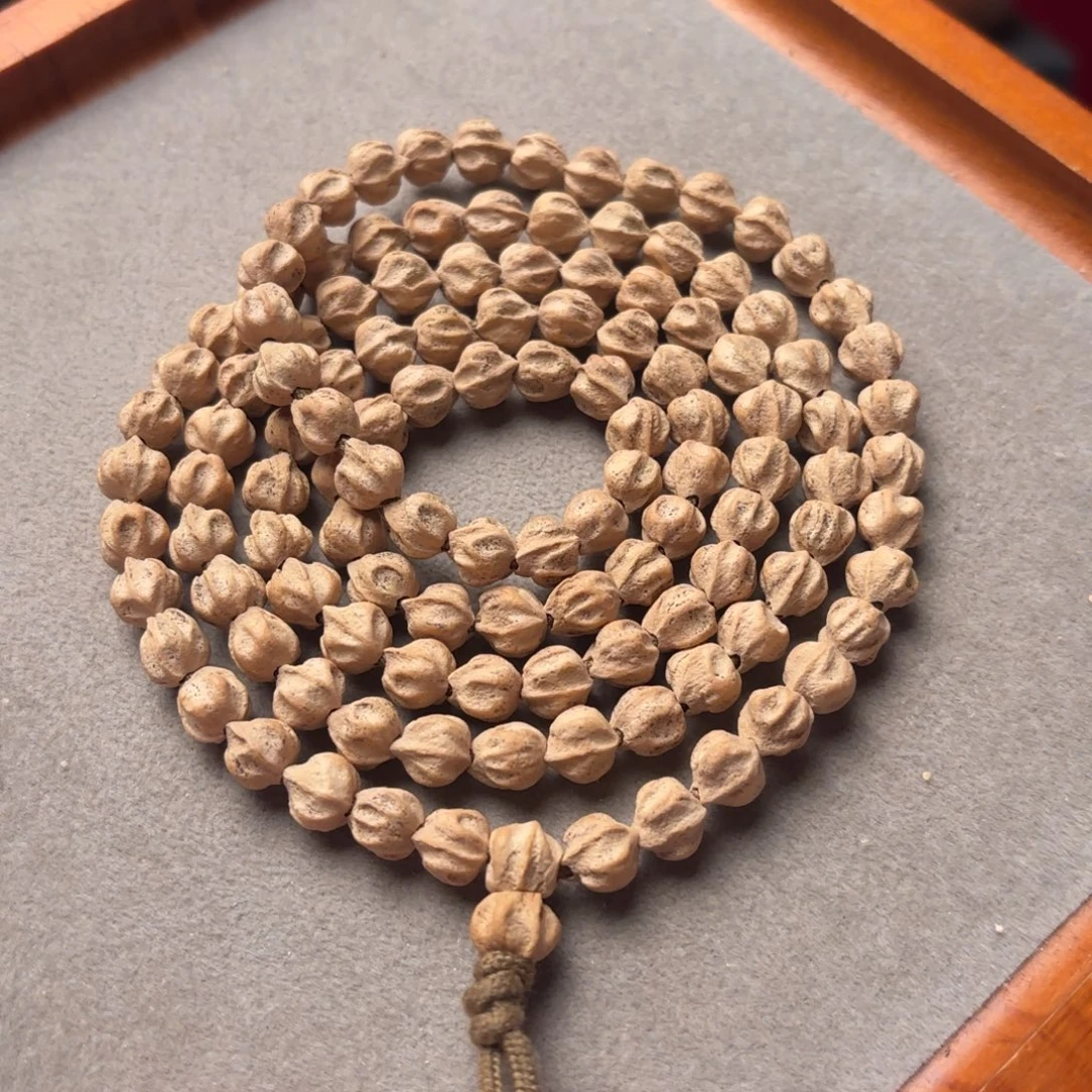 D***p柏香籽/百香籽吊坠