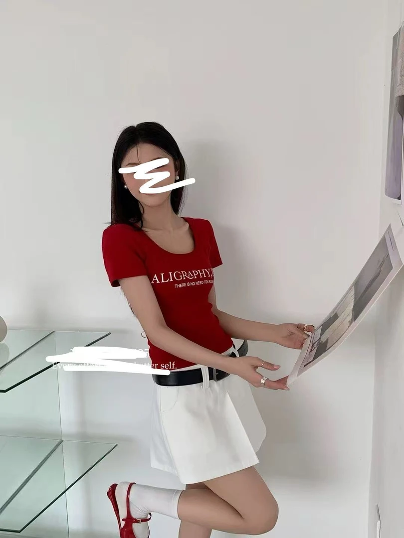 小妳XiaoNi———（新款夏字母短T恤2520487）