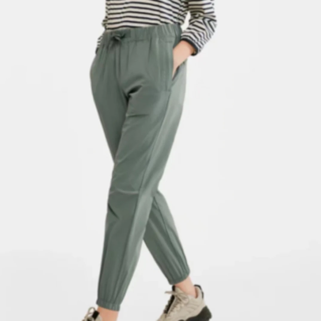 Ai. G修身束脚女裤