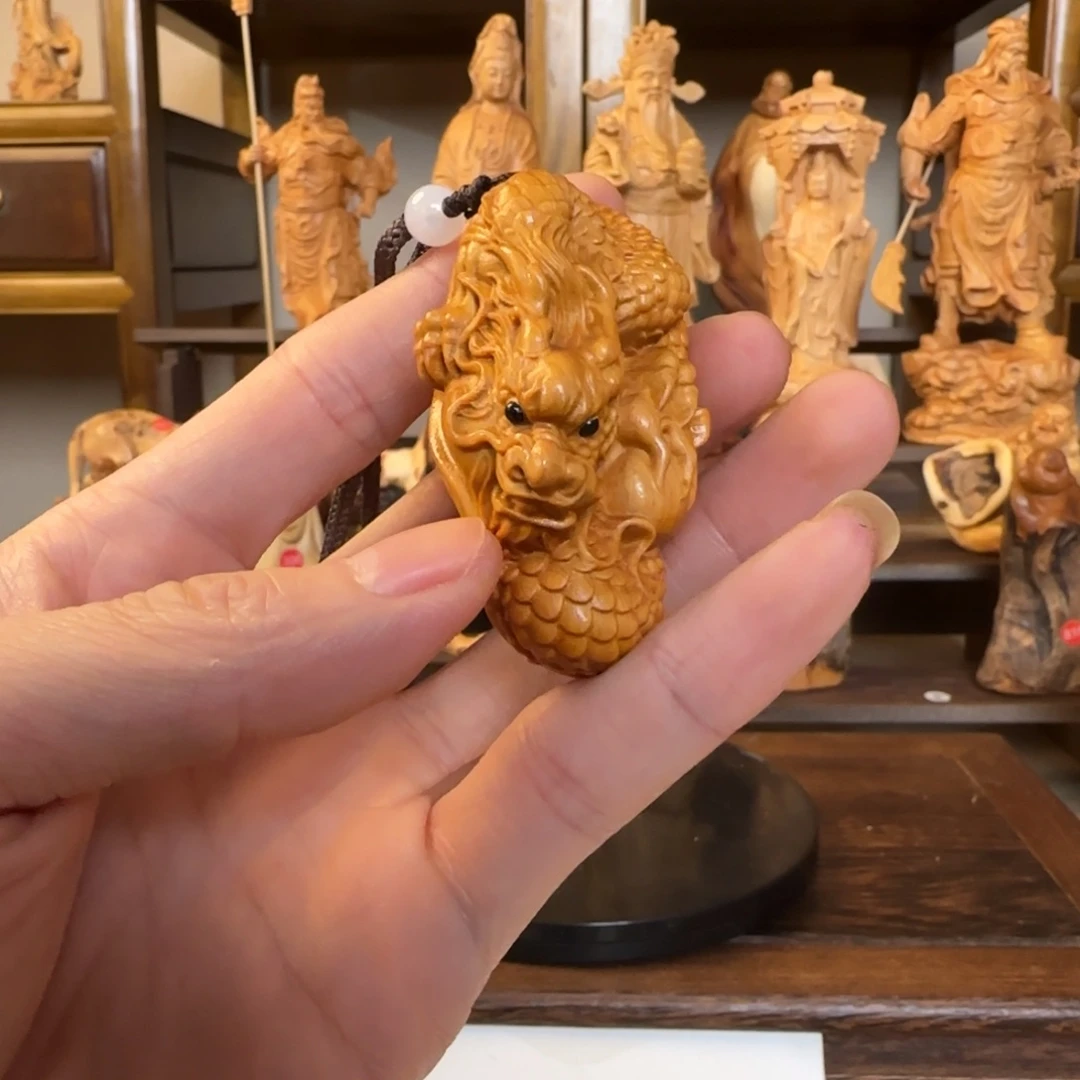 崖柏小木匠艺雕一物一拍