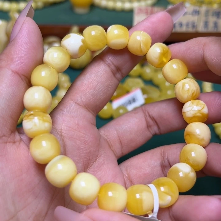 蜜蜡未镶嵌珠宝奇石
