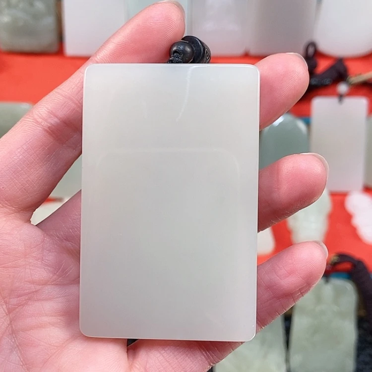 【闪购商品】颈饰未镶嵌和田玉