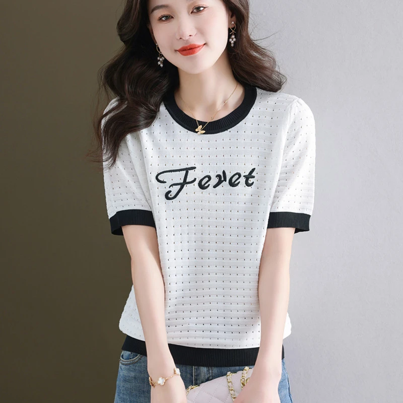 2025新款年轻妈妈夏季冰丝短袖t恤女宽松显瘦镂空百搭洋气薄上衣