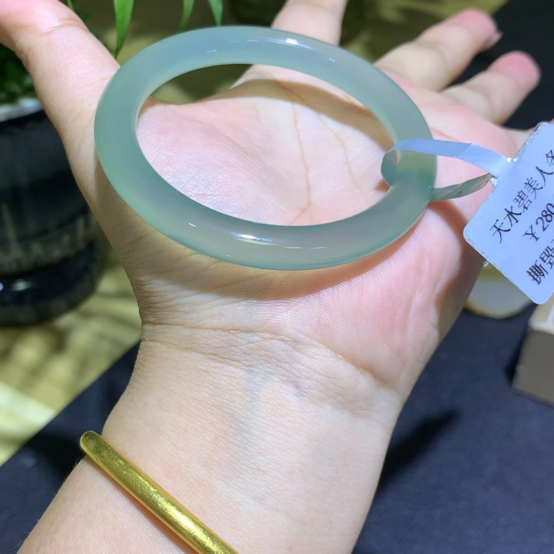 手镯玛瑙/玉髓未镶嵌冰绿美人条