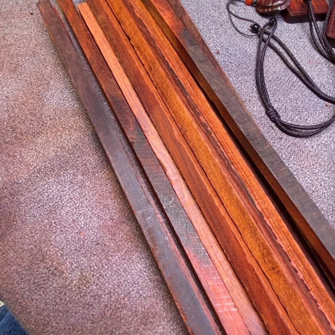 檀香紫檀（小叶紫檀）宝*