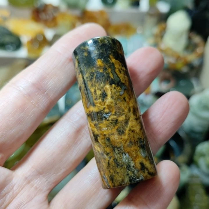 岫玉未镶嵌挂坠款式