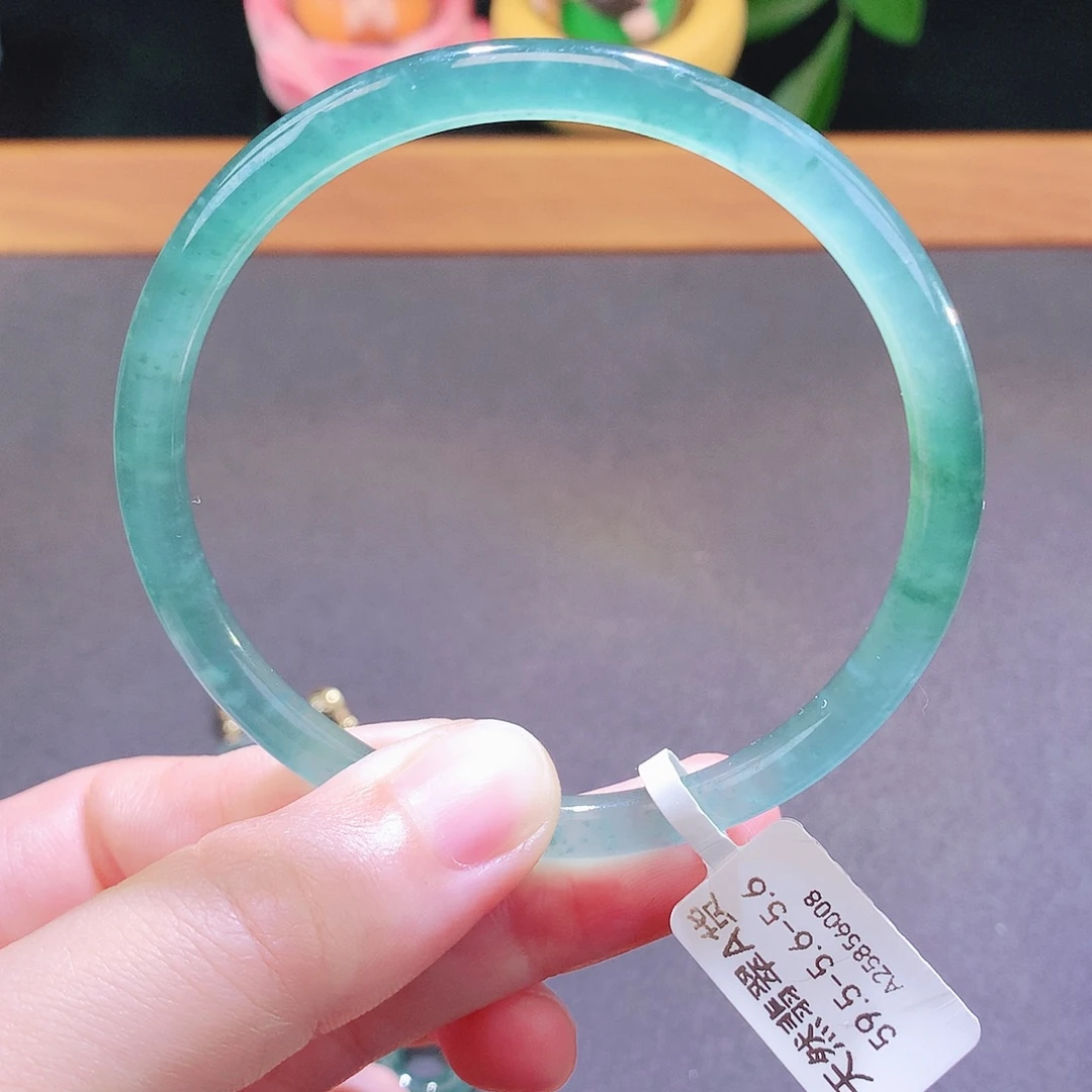 翡翠未镶嵌手镯天然翡翠