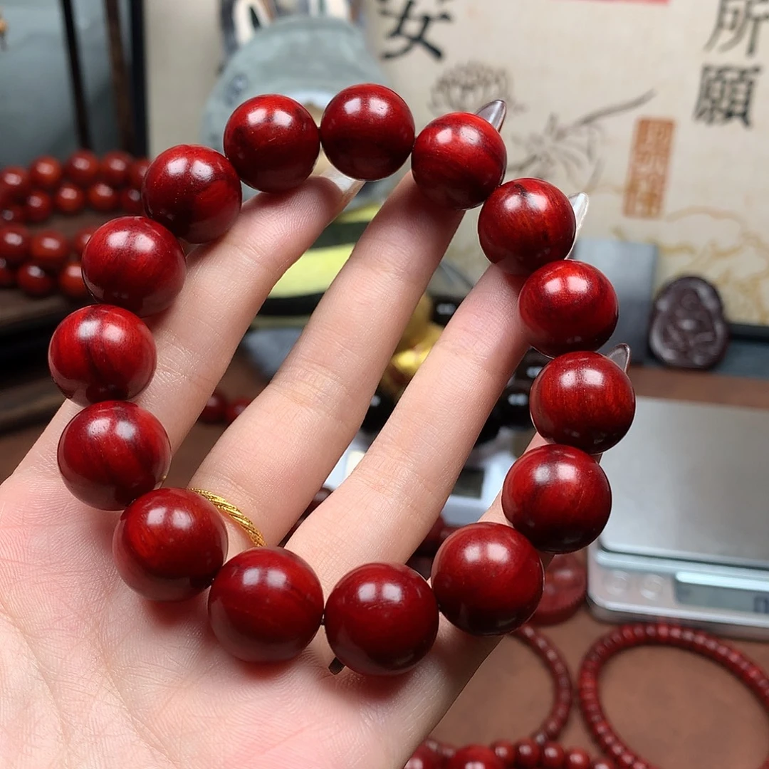 张****檀香紫檀（小叶紫檀）1.5泥料