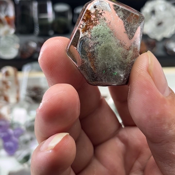 未镶嵌吊坠(赠链)水晶