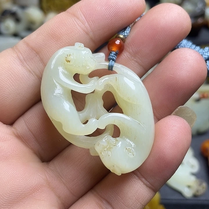 颈饰未镶嵌和田玉