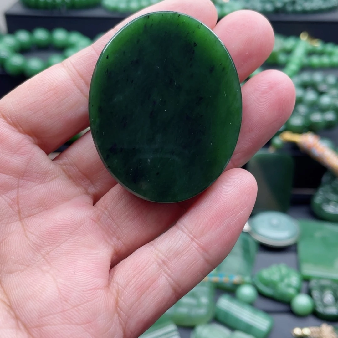 和田玉（碧玉）未镶嵌颈饰