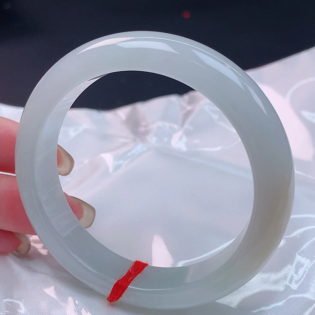 【闪购商品】未镶嵌手镯翡翠54+