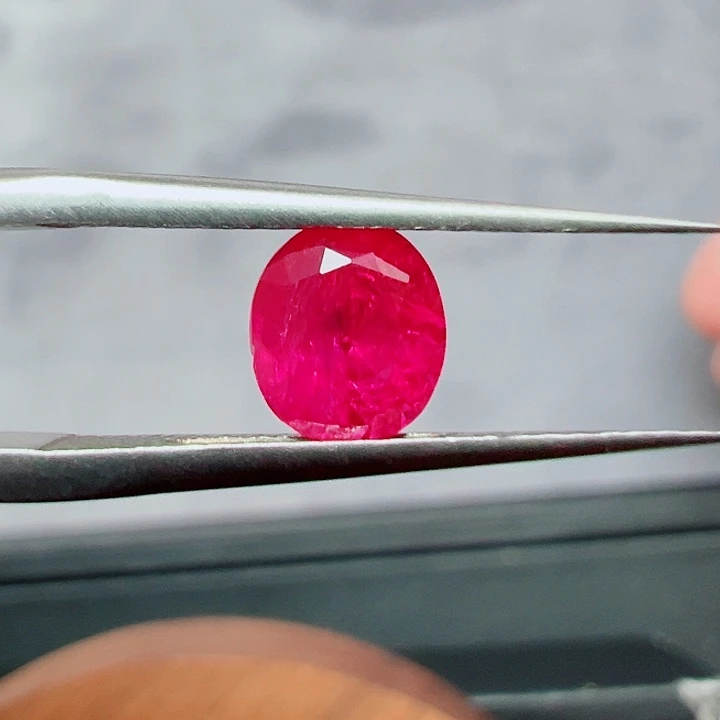 红宝石裸石1.19ct 缅甸无烧红宝石鸽血红