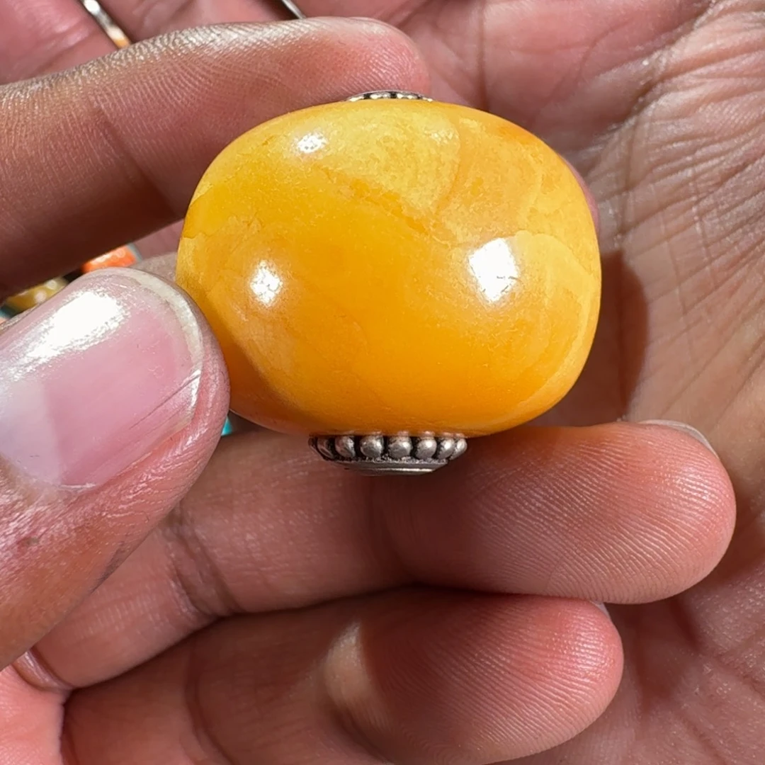 琉璃颈饰精品珠子