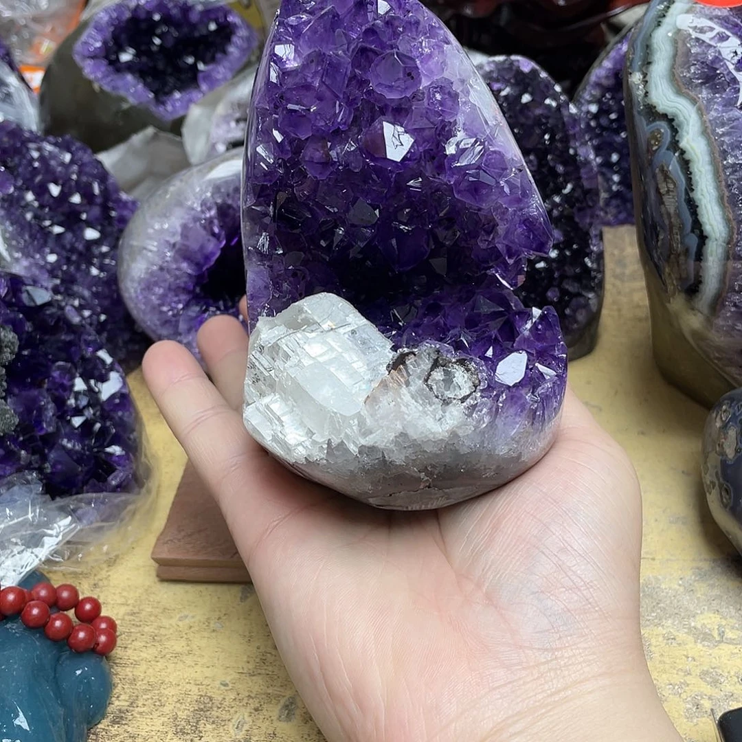 紫晶大型摆件（非配饰）未镶嵌