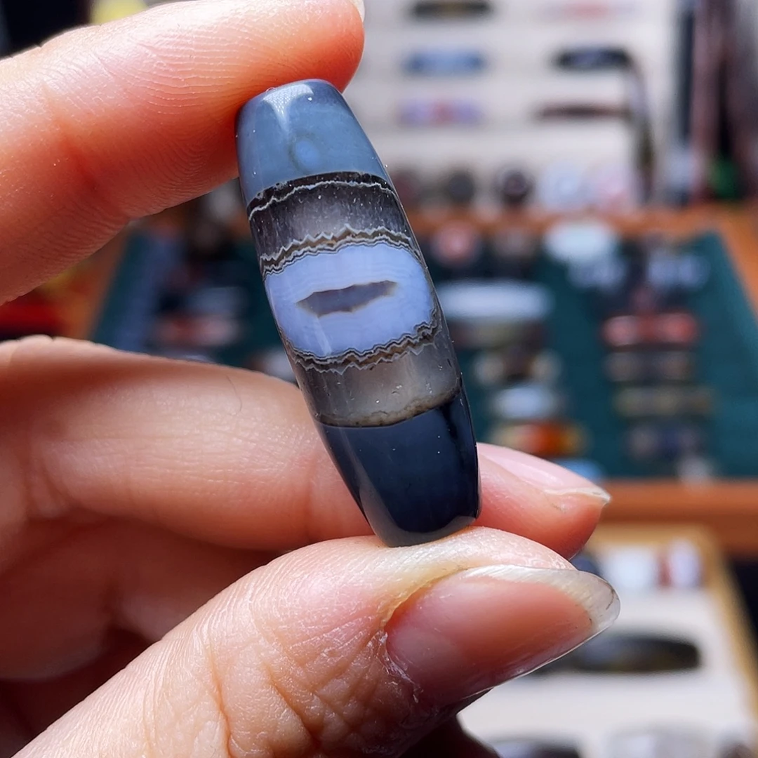 玛瑙/玉髓未镶嵌珠宝奇石