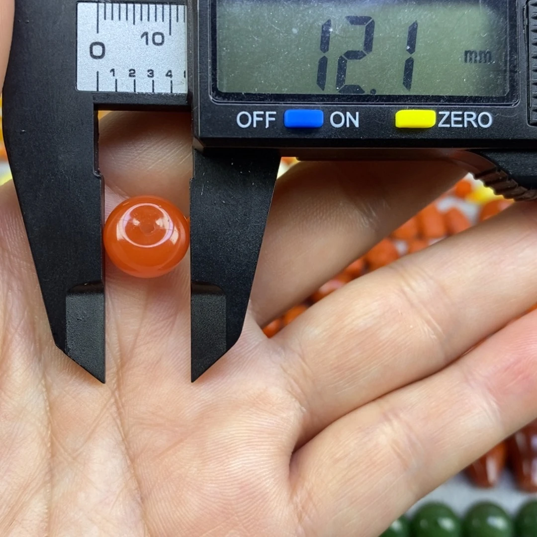 南红玛瑙未镶嵌扣子12mm