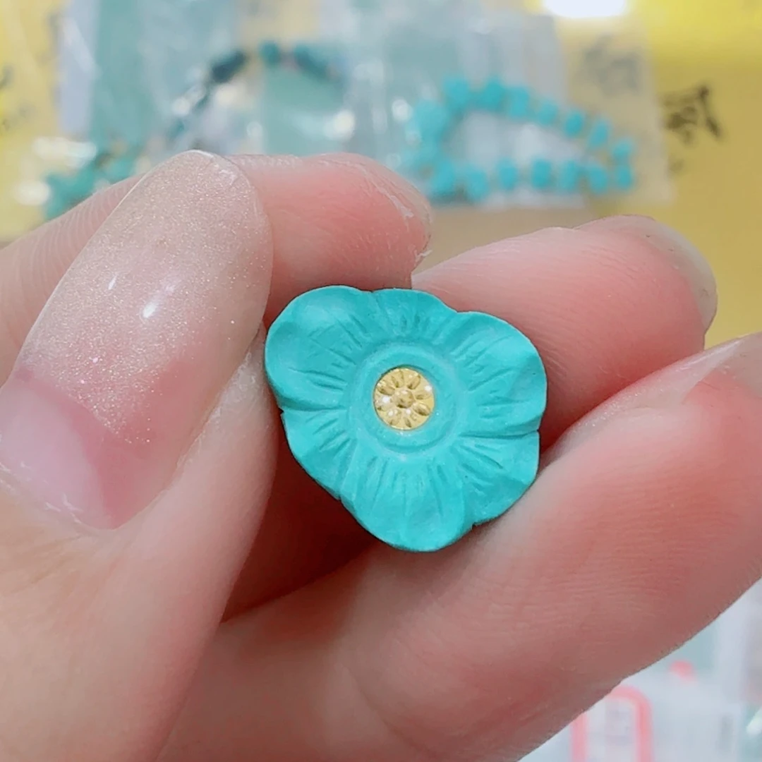 未镶嵌绿松石珠宝奇石