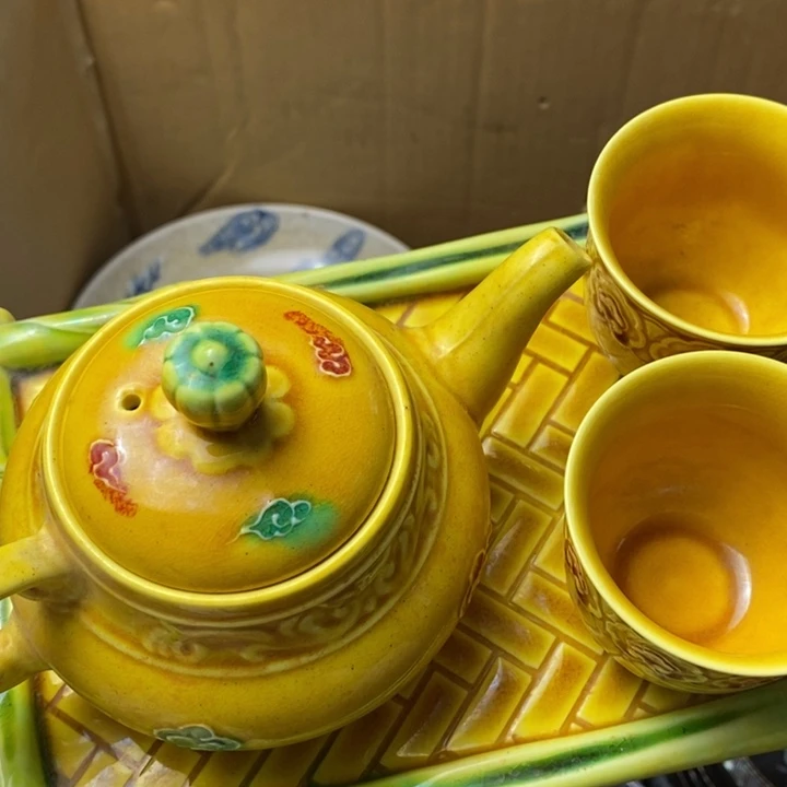 楹***縁瓷片如图所示所拍即所得