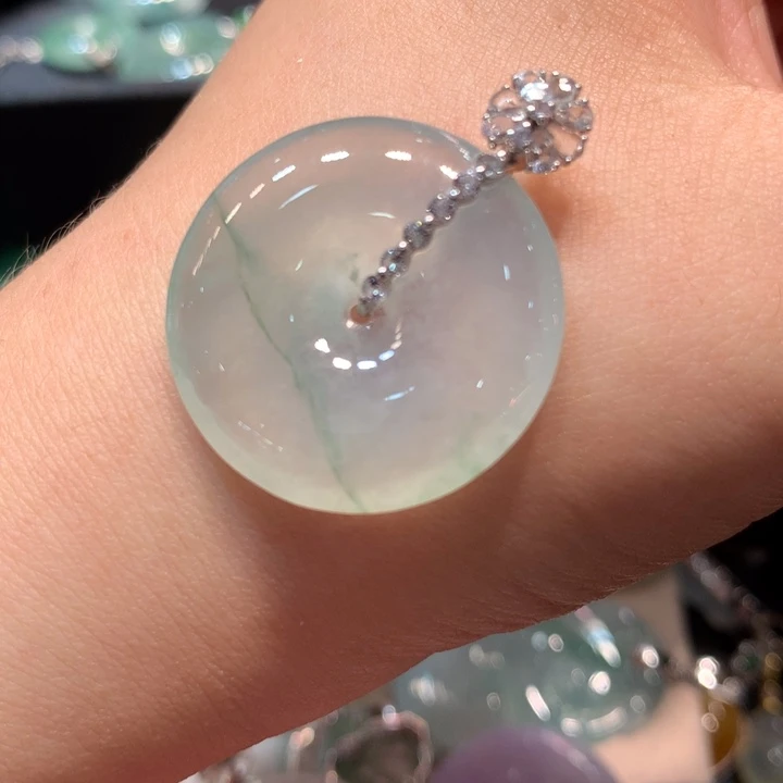 【闪购商品】翡翠18K金镶嵌颈饰翡翠