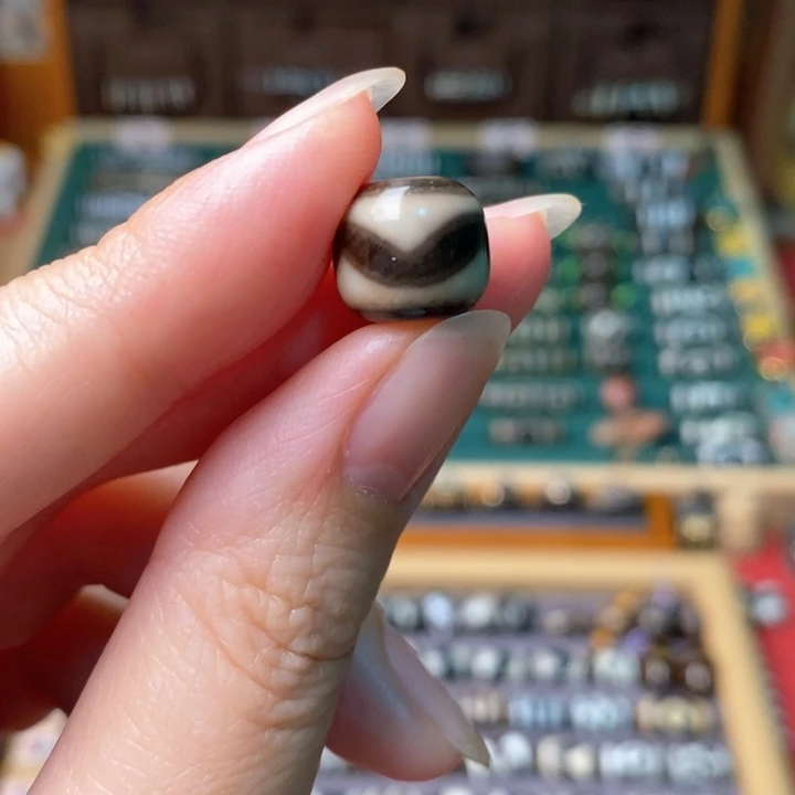 未镶嵌玛瑙/玉髓珠宝半成品