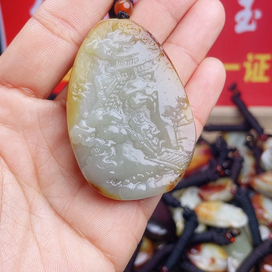 和田玉颈饰未镶嵌