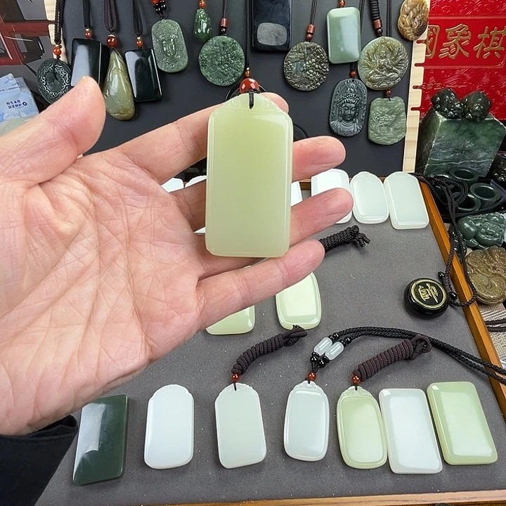 磊***活玉黄四六高货无事牌