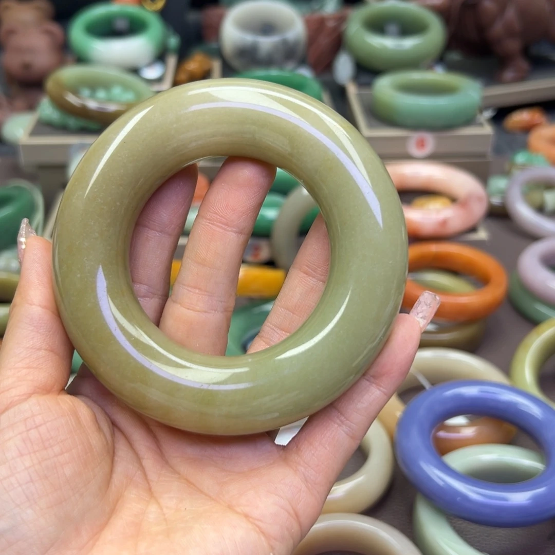 未镶嵌手镯石英岩玉紫