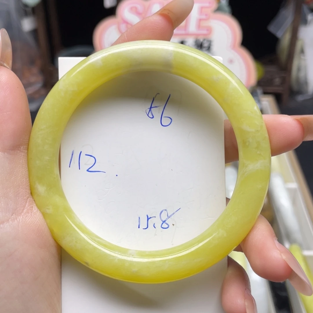 宁***阿蛇纹石玉未镶嵌手镯