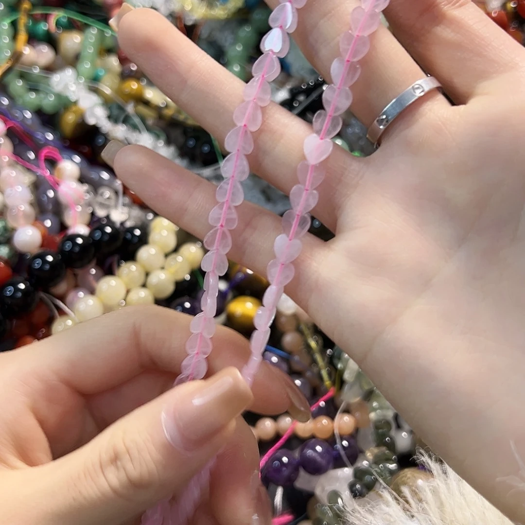 玛瑙/玉髓未镶嵌珠宝半成品粉水爱心一条